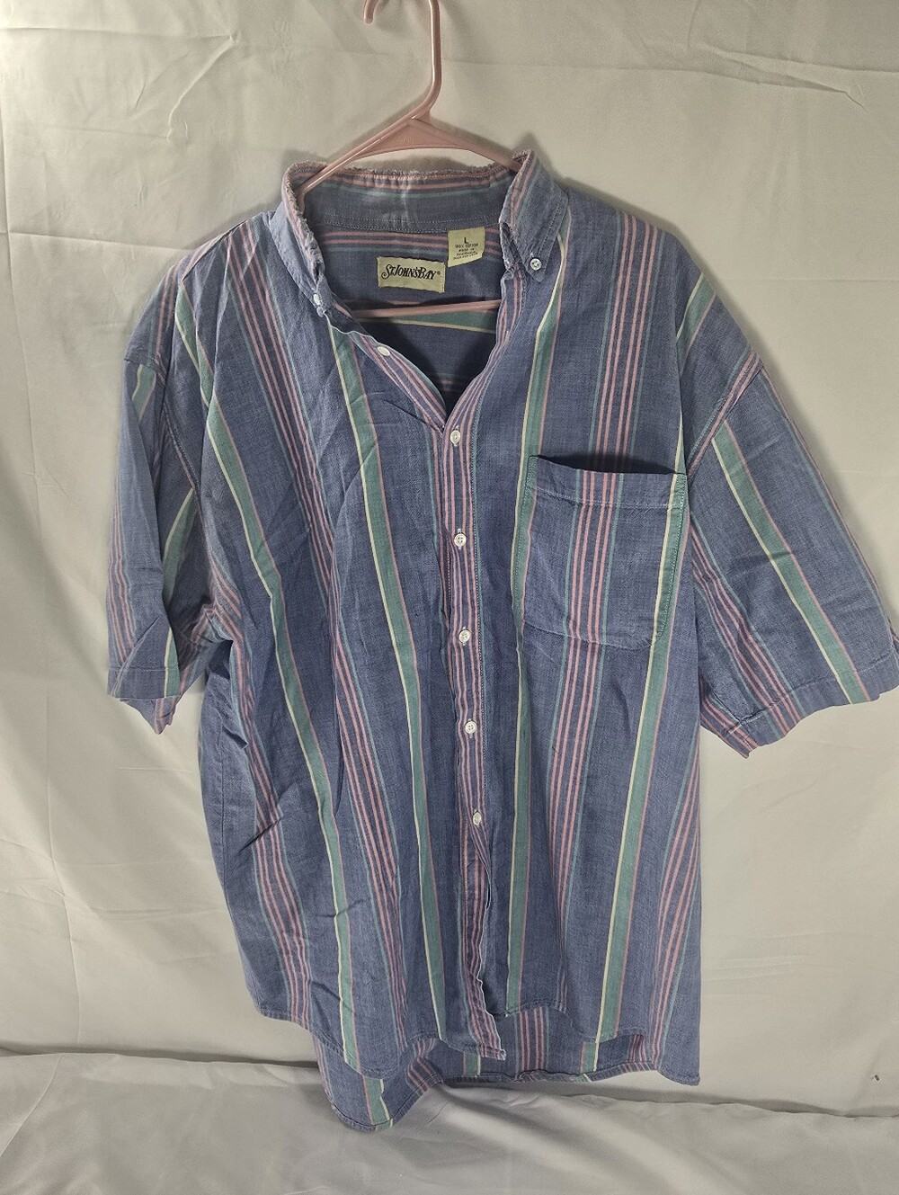 St Johns Bay Mens Large Blue Pink Striped Short Sleeve Button Up Shirt Vintage